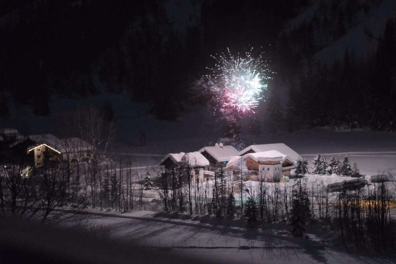 Haus Fien Lägenhet Heiligenblut Exteriör bild