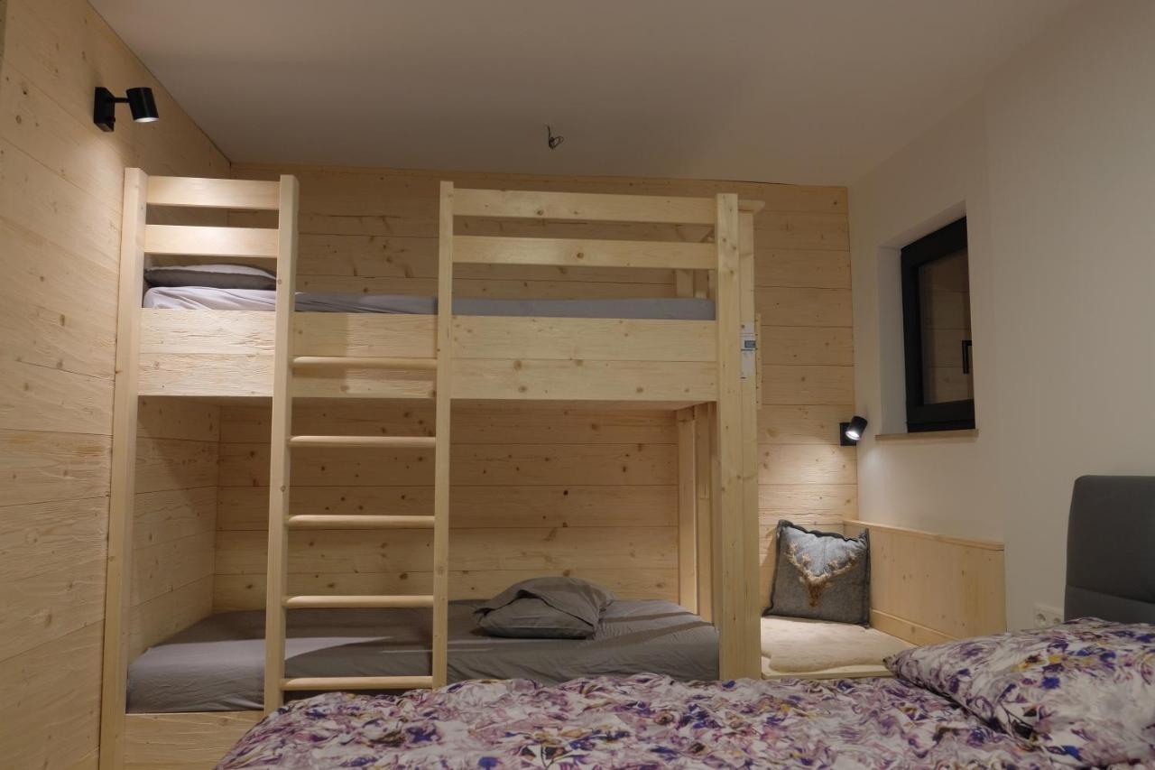 Haus Fien Lägenhet Heiligenblut Exteriör bild