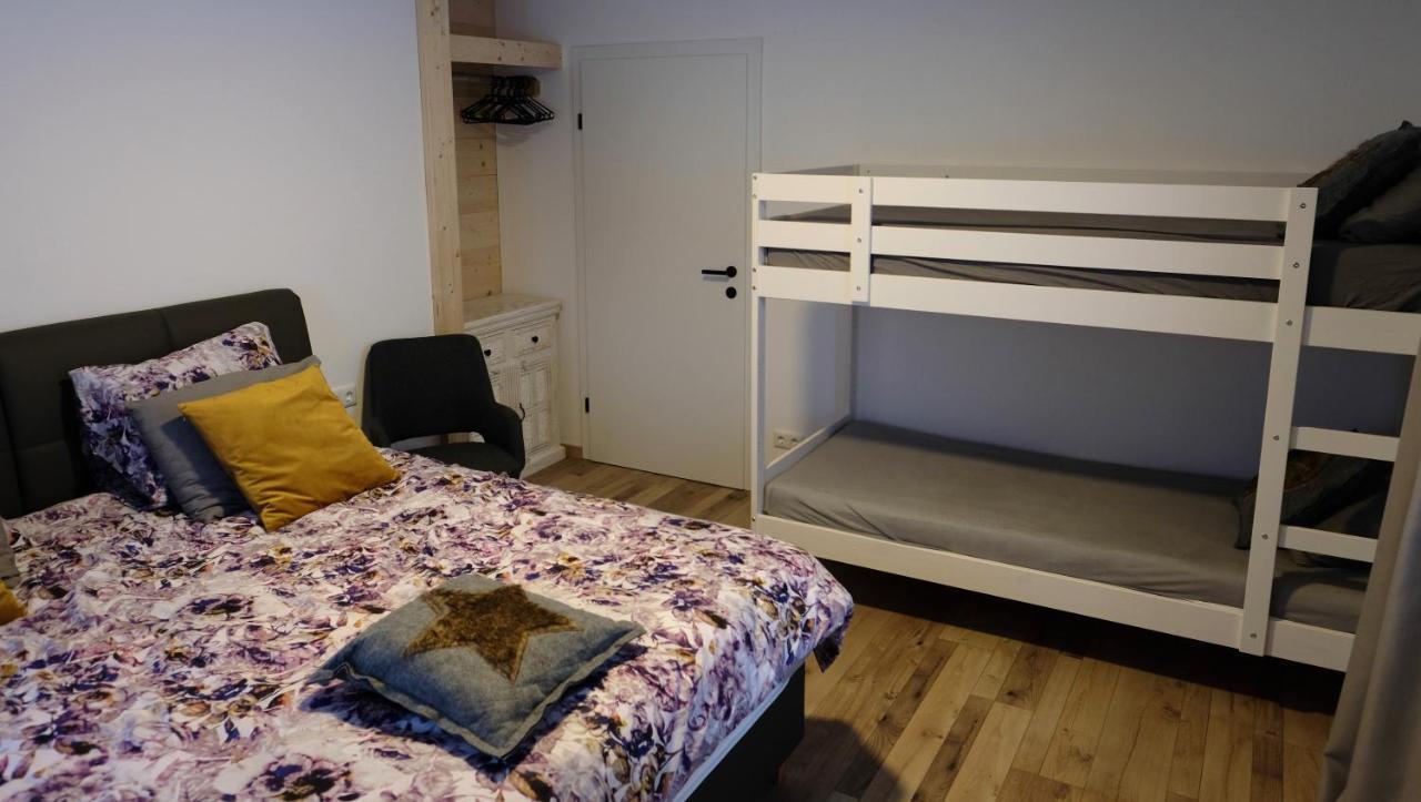 Haus Fien Lägenhet Heiligenblut Exteriör bild